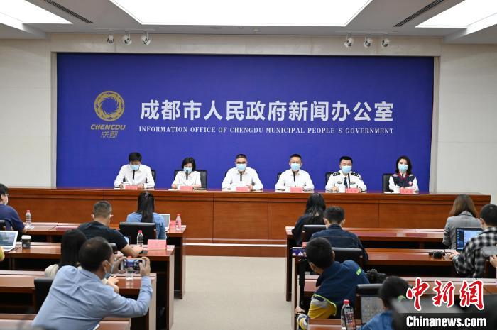 （抗擊新冠肺炎）成都1.48萬家企業(yè)閉環(huán)管理、連續(xù)生產(chǎn)工業(yè)企業(yè)復(fù)工率達到65%