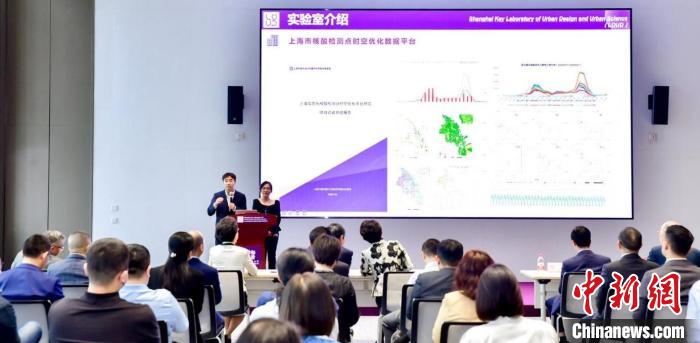 高校、政府與醫(yī)院攜手培養(yǎng)城市科學(xué)、數(shù)字化領(lǐng)域復(fù)合型人才
