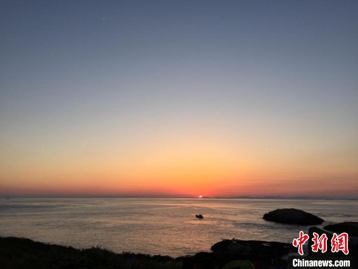 浙江海域一景?！×植?攝