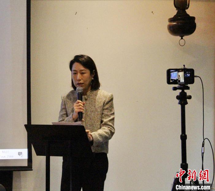 中國駐泰國大使館經(jīng)濟商務處參贊張瀟瀟致辭。<a target='_blank' href='/' _fcksavedurl='/'><p  align=