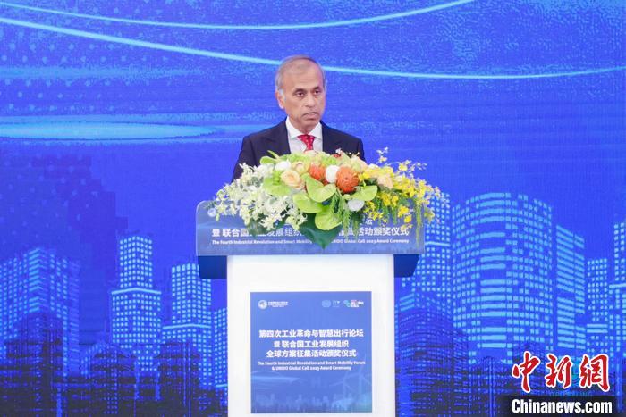 聯(lián)合國駐華協(xié)調(diào)員常啟德發(fā)表演講。