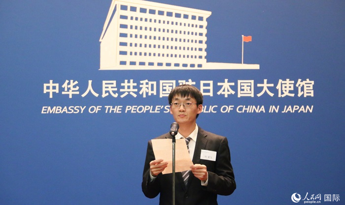 獲獎學(xué)生代表、大阪大學(xué)博士生劉亞飛發(fā)表感言。人民網(wǎng) 許可攝