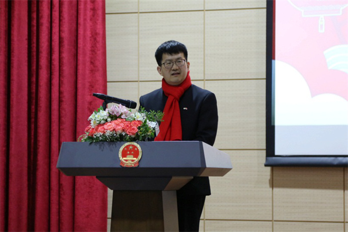 中國駐阿爾及利亞大使李健致辭。中國駐阿爾及利亞大使館供圖