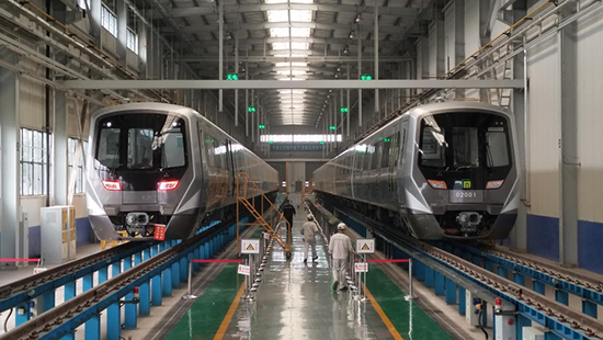 石家莊地鐵二號(hào)線列車(chē)。 中車(chē)齊車(chē)集團(tuán)石家莊公司供圖