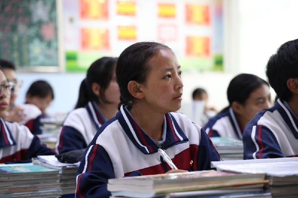講好中華民族共同體故事，讓網(wǎng)絡(luò)“連心”更“聚心”