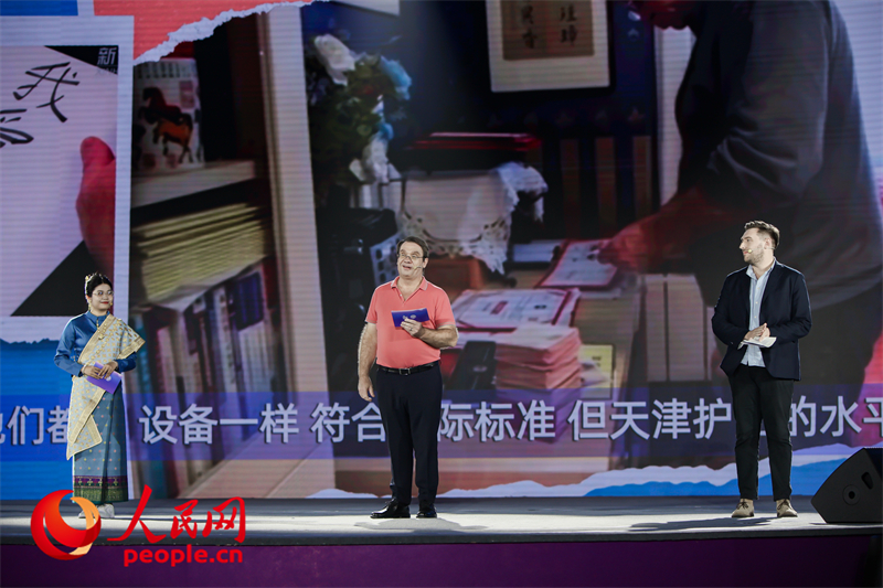 從左至右分別為馬星彤、皮安睿、柯明可。人民網(wǎng)記者 于凱攝