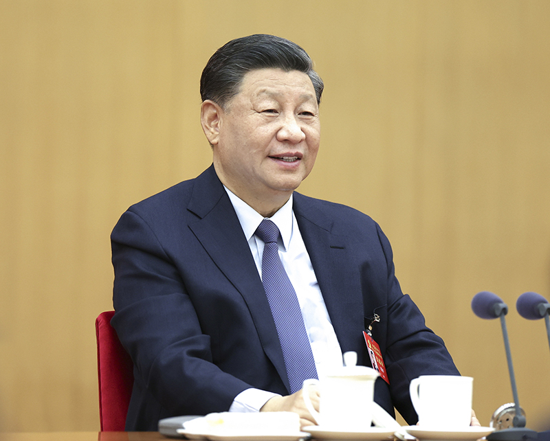 2022年10月17日，習(xí)近平同志參加黨的二十大廣西代表團(tuán)討論。
