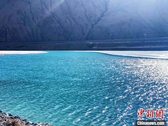 長江源頭河流、湖泊、濕地實(shí)現(xiàn)常態(tài)化巡查巡護(hù)