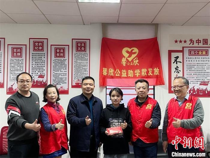 在湘求學的西藏女孩：“我淋過雨，也想努力為別人撐把傘”