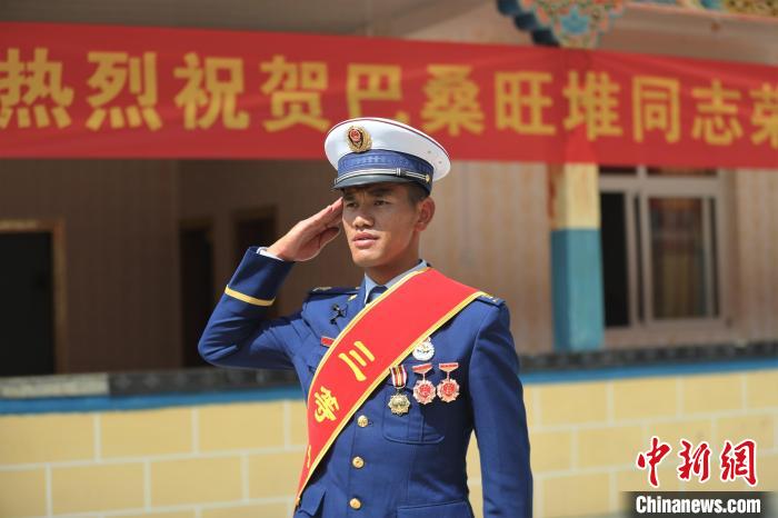 護(hù)西藏“江南”森林生態(tài)安全、提升專業(yè)技能兩位消防員獲個人三等功